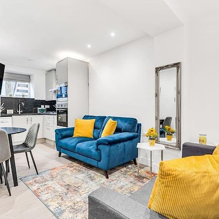 Luxstay Holland Park Apartment With Ac لندن المظهر الخارجي الصورة