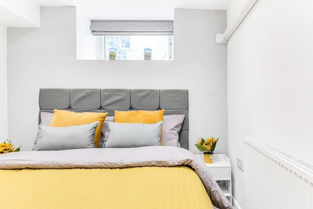 Luxstay Holland Park Apartment With Ac لندن المظهر الخارجي الصورة